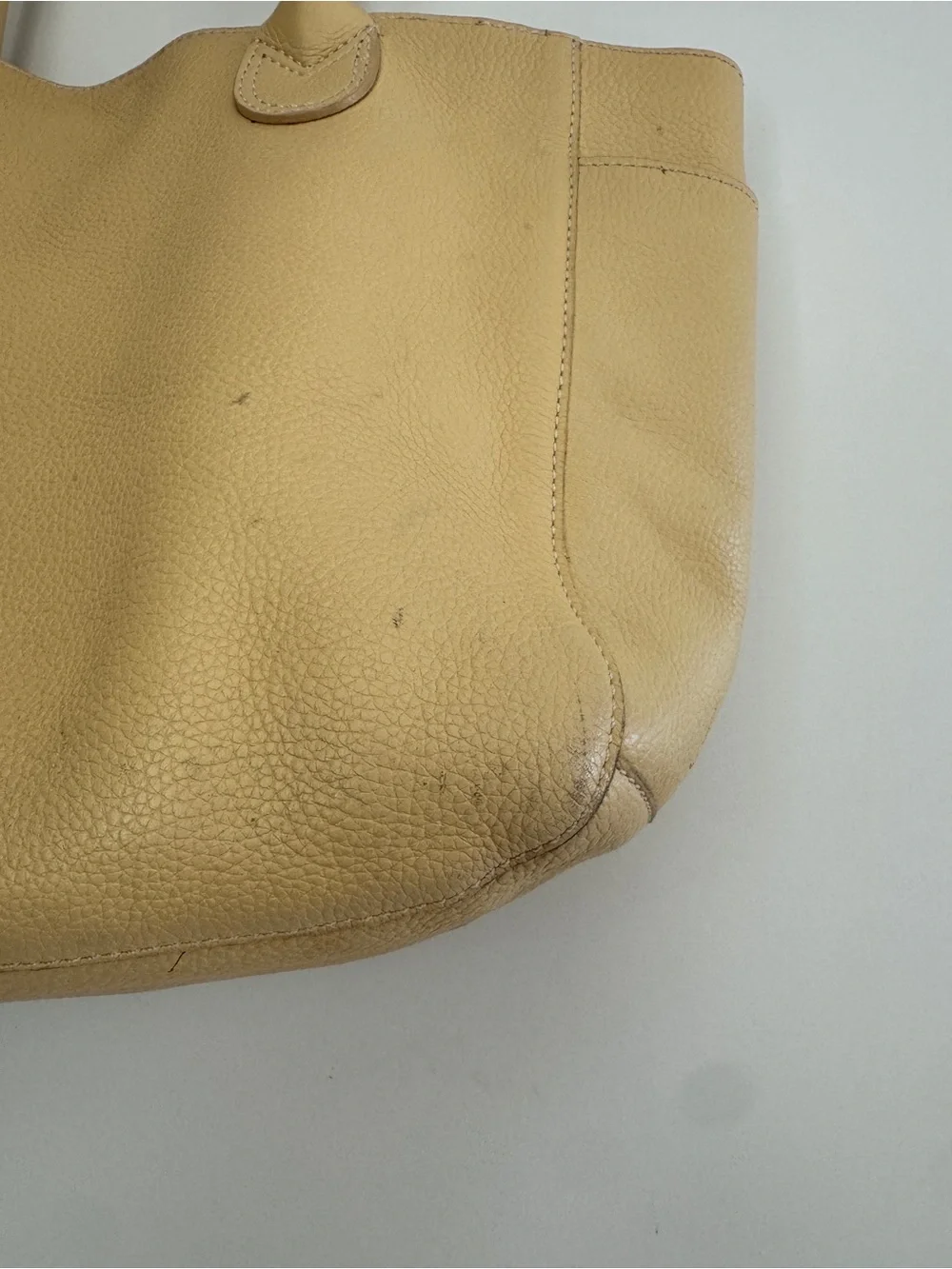 Unisa Resort Vintage Butter Yellow Leather Tote with Matching Coin Purse